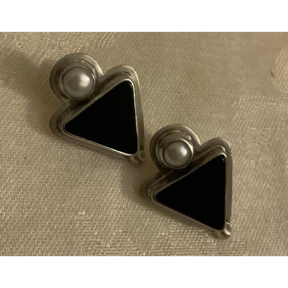 Echo of the Dreamer Earrings Sterling Black Onyx And Pearl Vintage - Picture 1 of 5